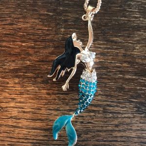 Sparkly ombré teal mermaid necklace